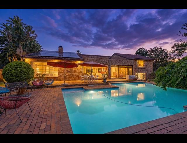 4 BEDROOM FREEHOLD FOR SALE IN RUIMSIG